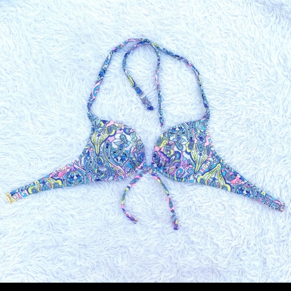 VS Victoria’s Secret Swim Paisley Bikini Top